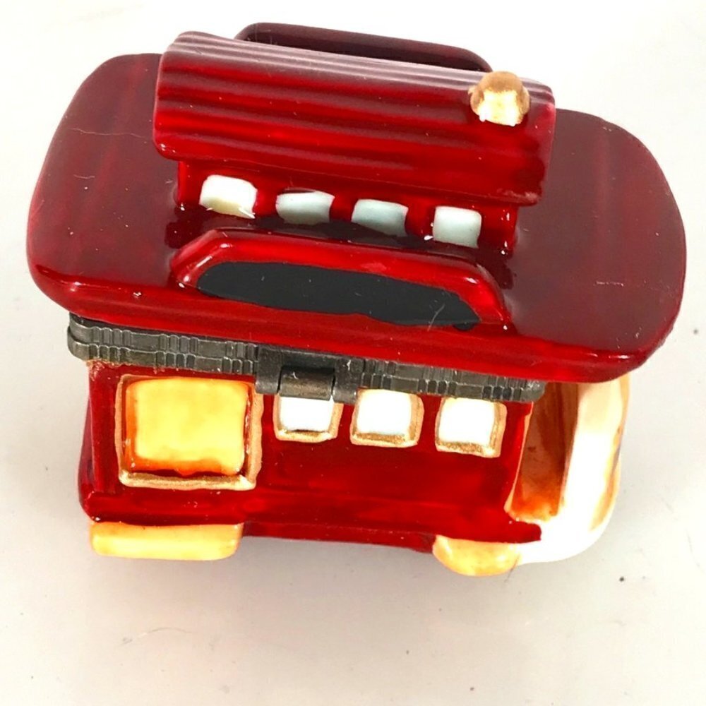 Vintage NWT Ceramic Trolly Car Mini Gift Miniature Red Baby Gift Train Choo Choo